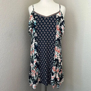 XHILARATION floral flutter sleeve dress